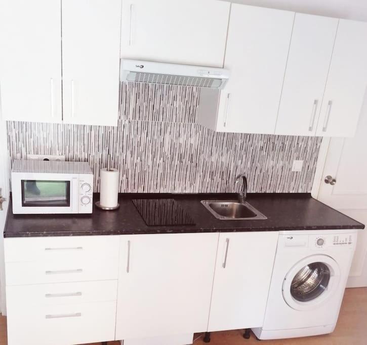 Atico Estudio Con Terraza - Centro Sevilla Eksteriør bilde